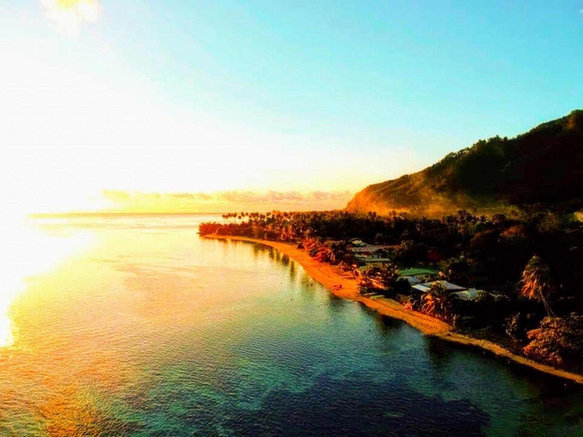 Moorea - Fare Taina Nui Haapiti Luaran gambar