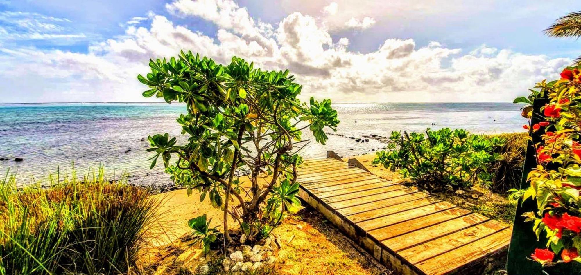 Moorea - Fare Taina Nui Haapiti Luaran gambar